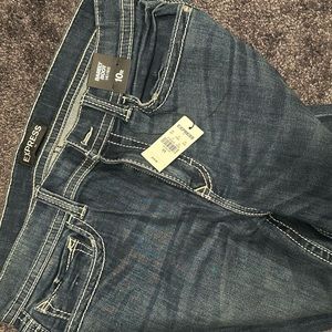 Express Mid Rise Barely Boot Jeans